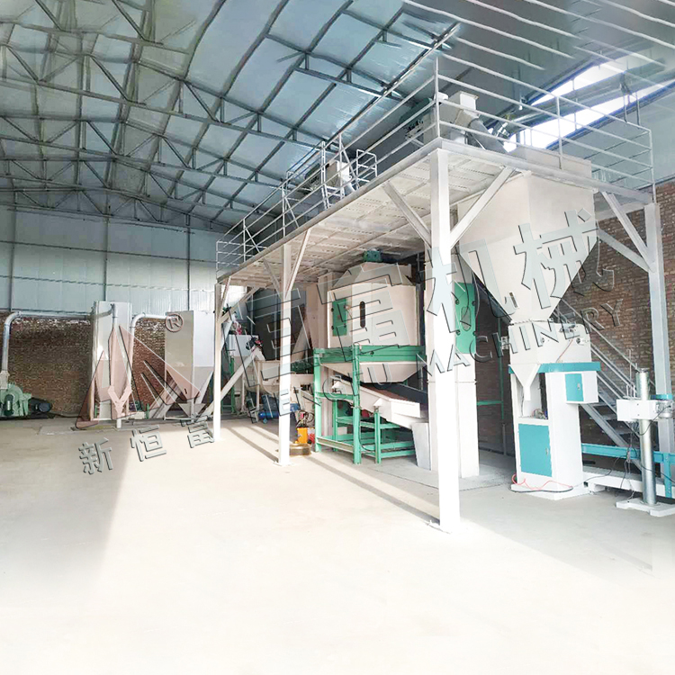 內蒙古鄂爾多斯420草粉顆（kē）粒飼料機組