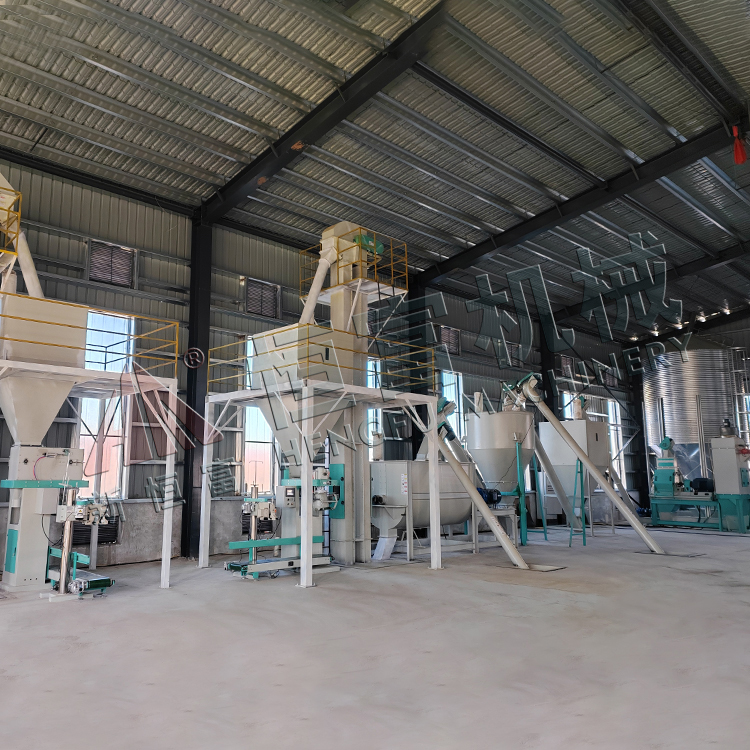 內蒙古赤峰時產6噸粉（fěn）狀飼料機組