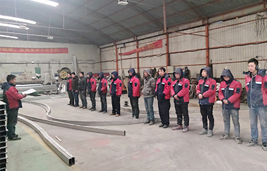 黄瓜视频在线观看金屬（shǔ）員工風采