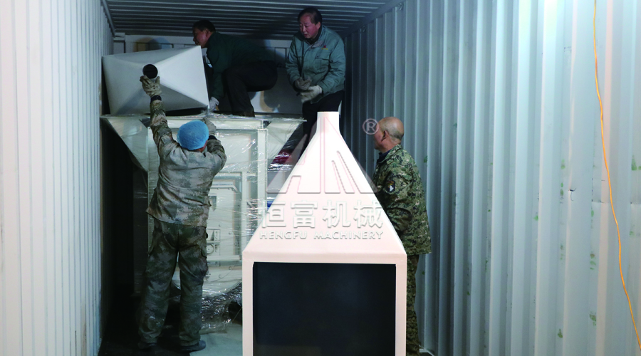 集裝箱裝（zhuāng）車（chē）