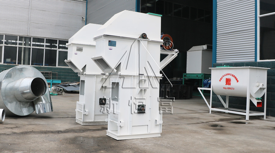 鬥（dòu）式提升機