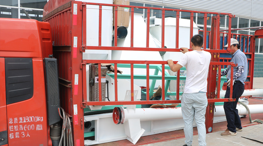 裝車基本完成 裝車基本完成